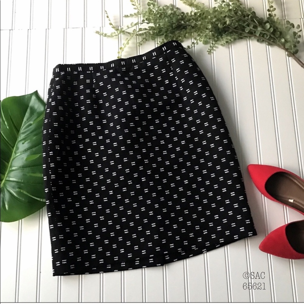 Nina McLemore Black white accent pencil skirt - Picture 1 of 8